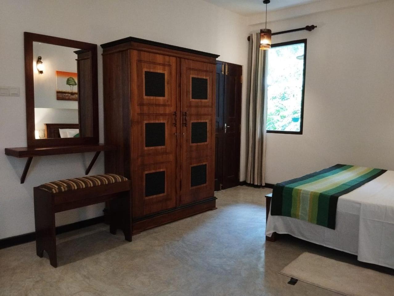 Sinali Villa Habaraduwa Exterior photo